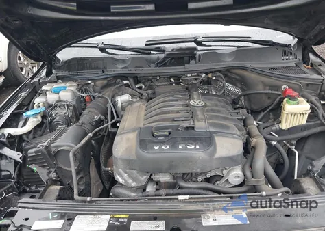 2016 Volkswagen Touareg Vr6 Lux из США, поврежденный, VIN WVGEF9BP1GD012109